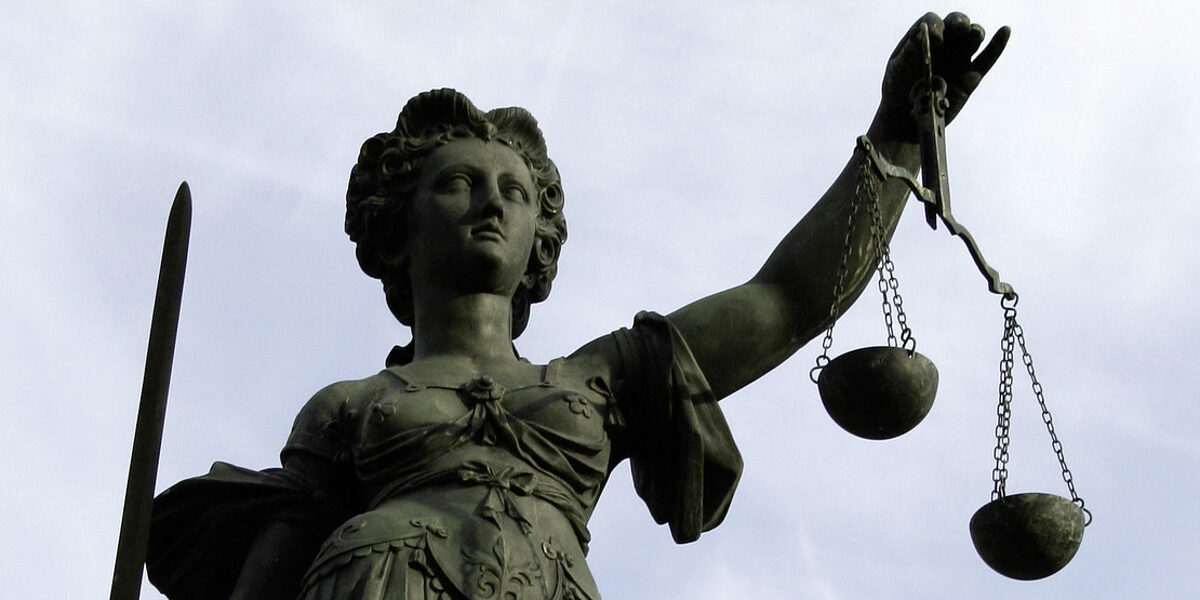 Recht, Gerechtigkeit, Schwert, Waage, Justiz, Rechtssorechung, Gericht
