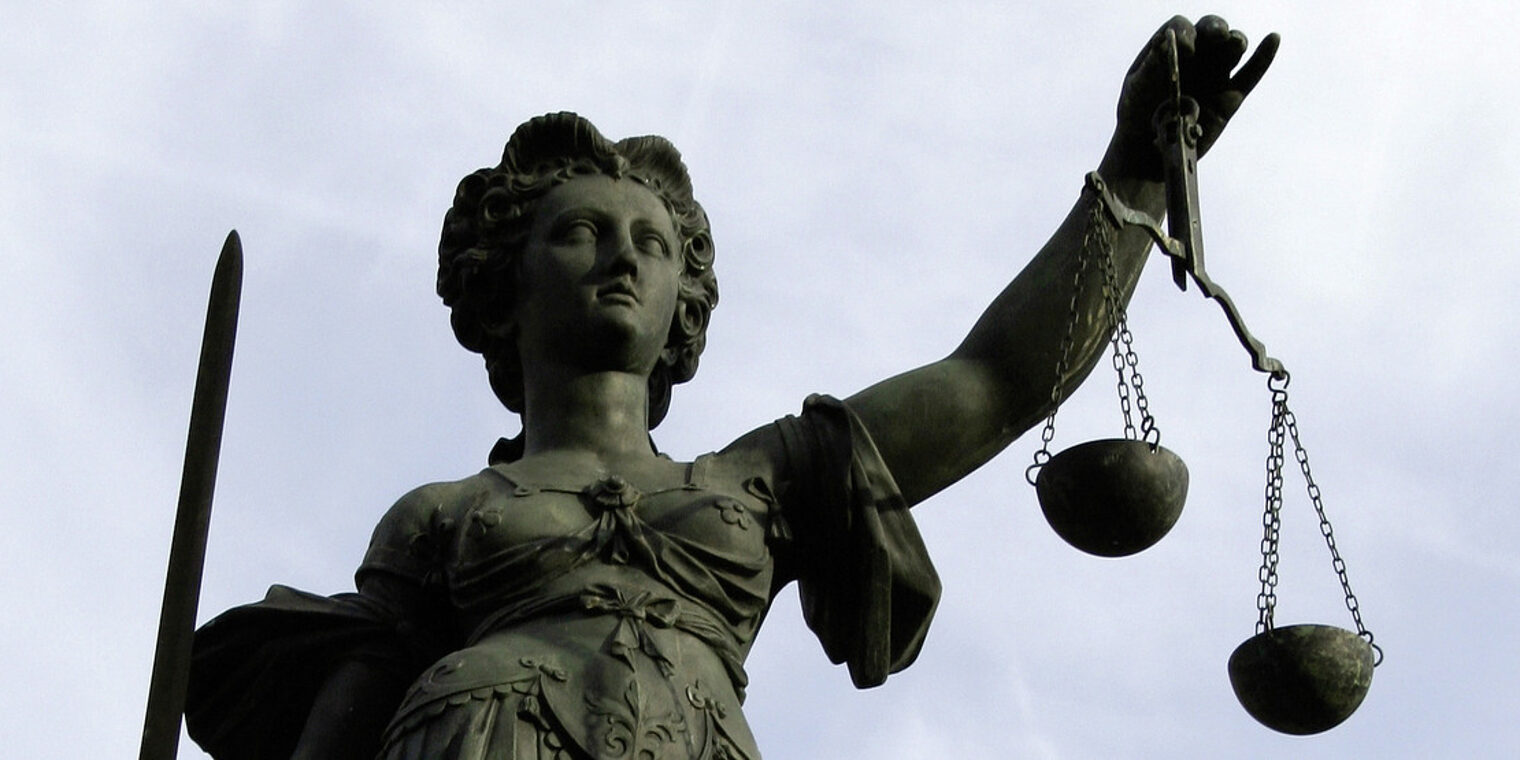 Recht, Gerechtigkeit, Schwert, Waage, Justiz, Rechtssorechung, Gericht