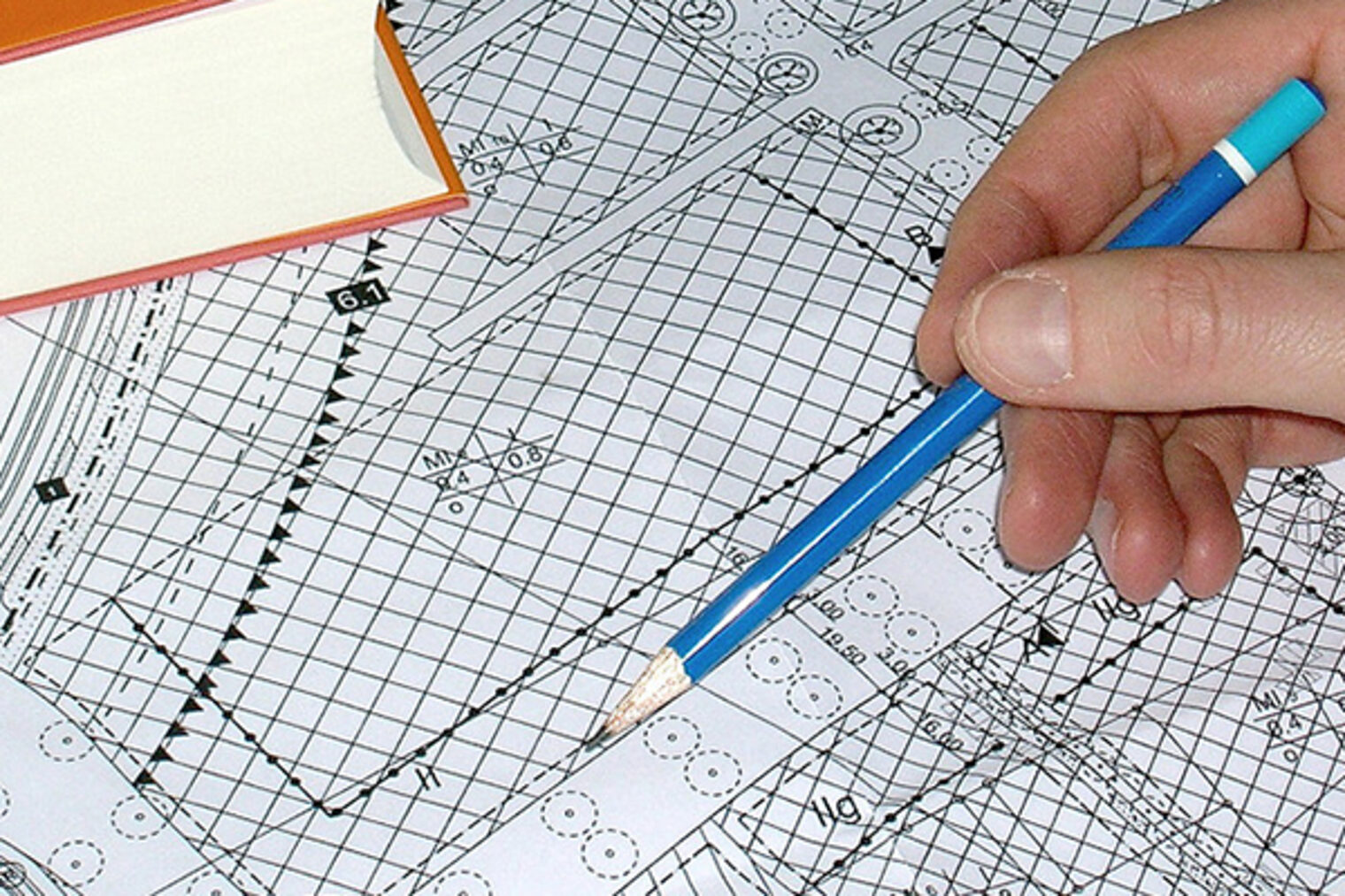 aktive vorsorge, standortsicherung, bauleitplanung, plan, karte, buch, hand