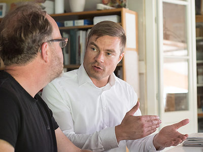 Wir helfen Ihnen bei Fragen rund um das Thema Corona und haben umfangreiche FAQs erstellt. Wir helfen Ihnen bei Fragen rund um das Thema Corona und haben umfangreiche FAQs erstellt.