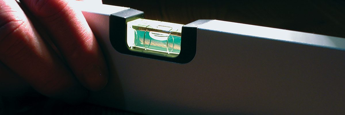 Wasserwaage, Werkstatt, Elektrotechniker, Elektro, Techniker, Jugendliche, Ausbildung, Präzision