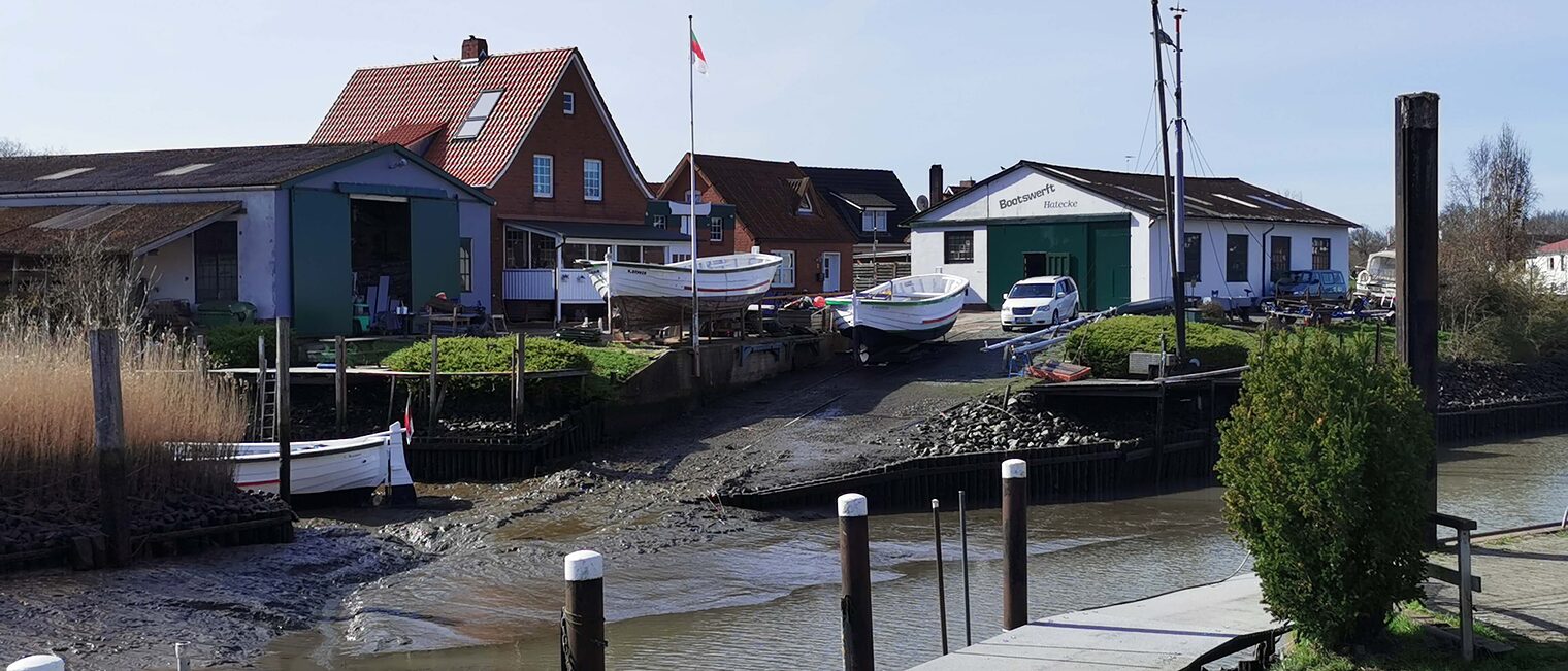 Die Hatecke-Werft in Freiburg an der Elbe wird von Rainer Hatecke in f&uuml;nfter Generation gef&uuml;hrt. 