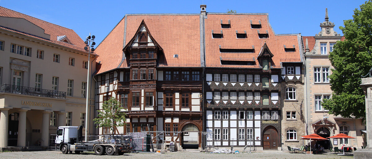 Die neue Fassade des Von Veltheimsches Haus. Handwerkskammer schließt Fassadensanierung des denkmalgeschützten Von Veltheimsches Haus ab.