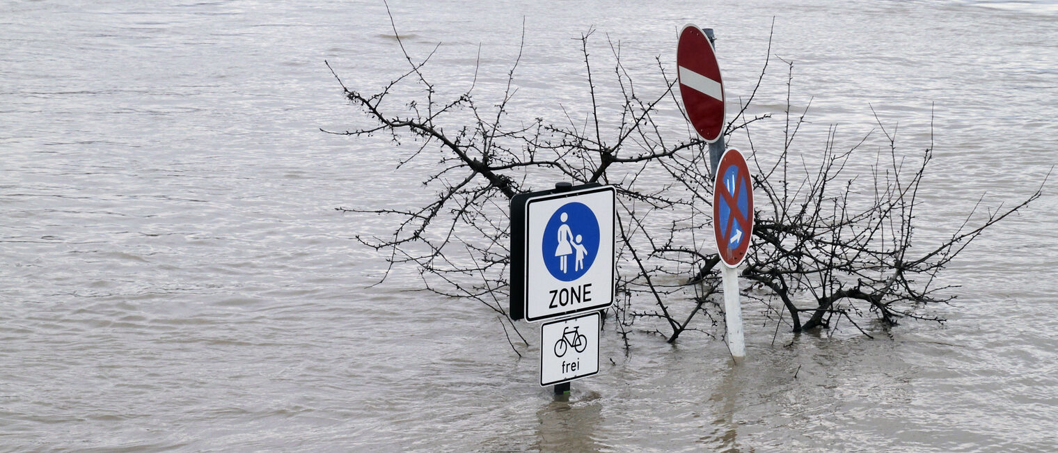 Symbolbild Hochwasser