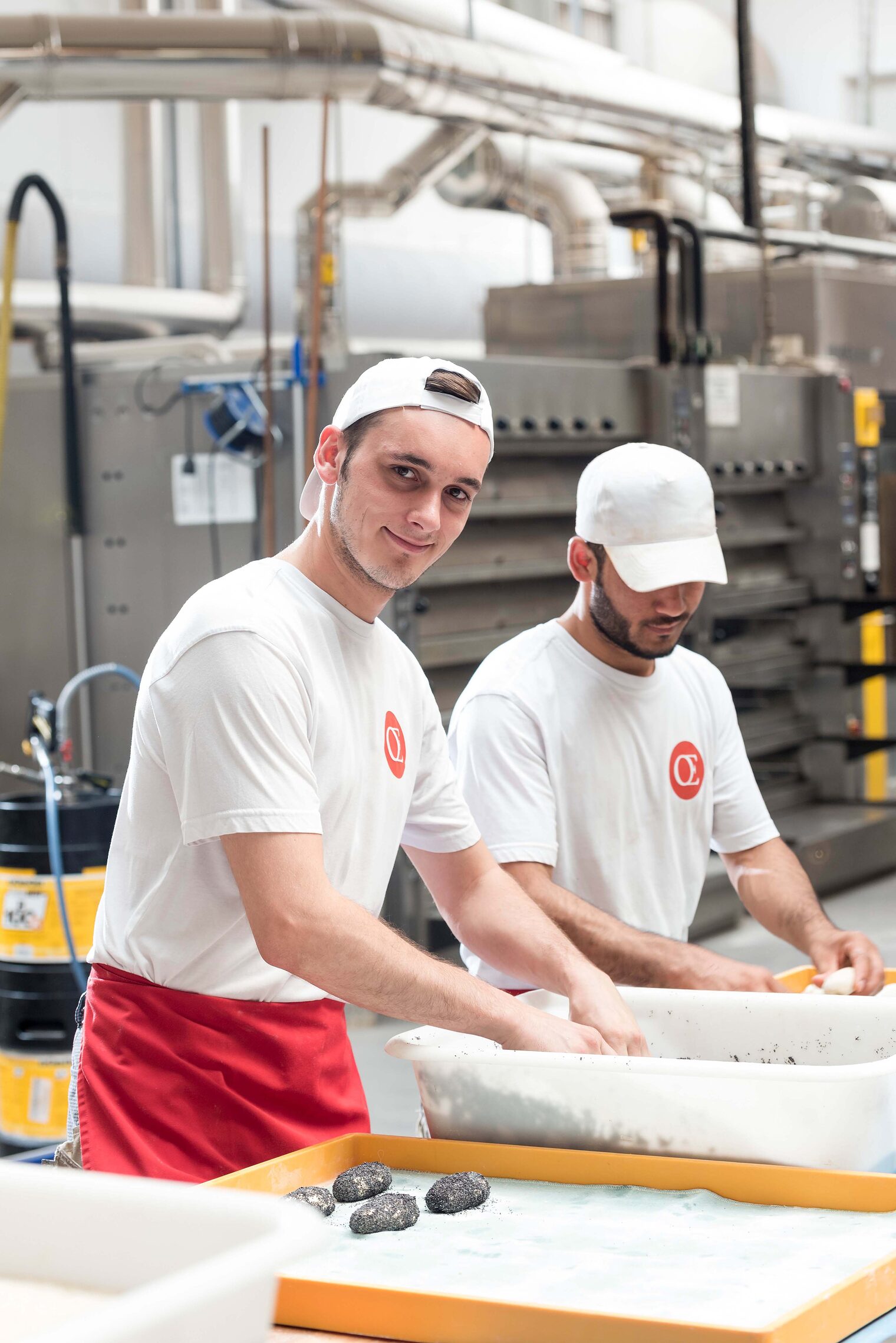 Bäcker in der Bäckerei Soetebier