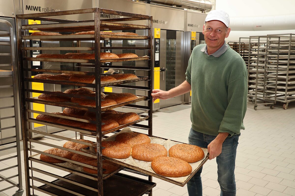 Bäckermeister Frank Soetebier in seiner Backstube