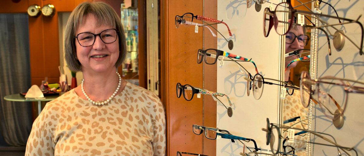 Augenoptikermeisterin Carola Töpfer von Wöldecke Brillen und Kontaktlinsen
