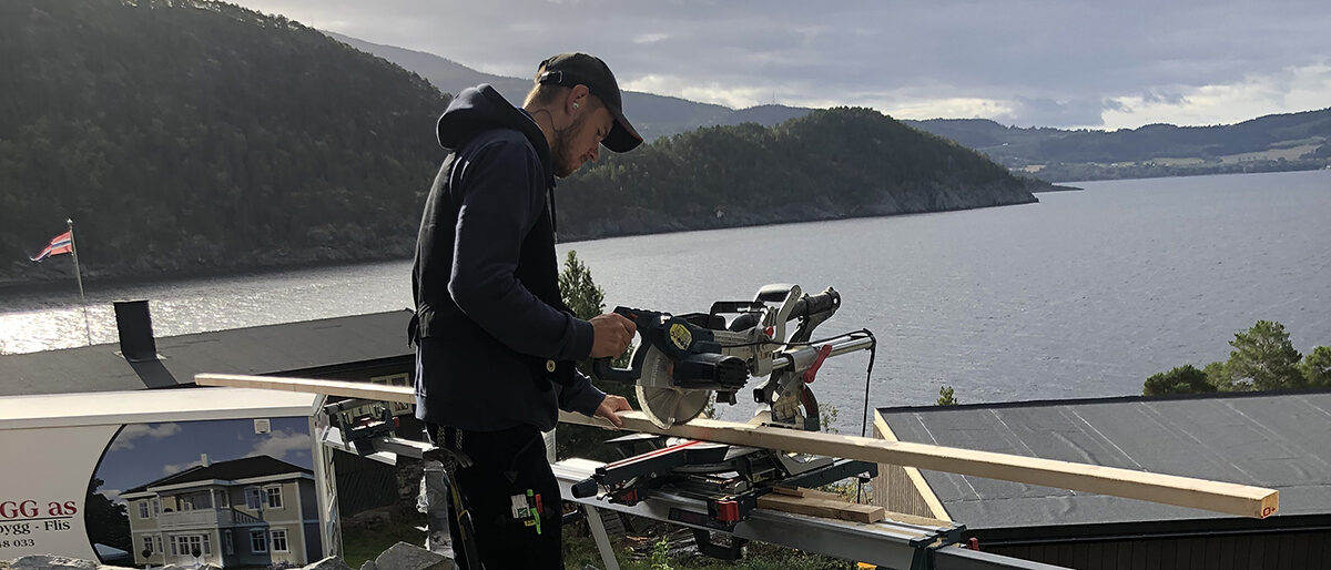 Arbeiten mit Aussicht: Während seines dreiwöchigen Praktikums konnte Marlon Suhr auch die Aussicht auf einen Norwegen Fjord genießen