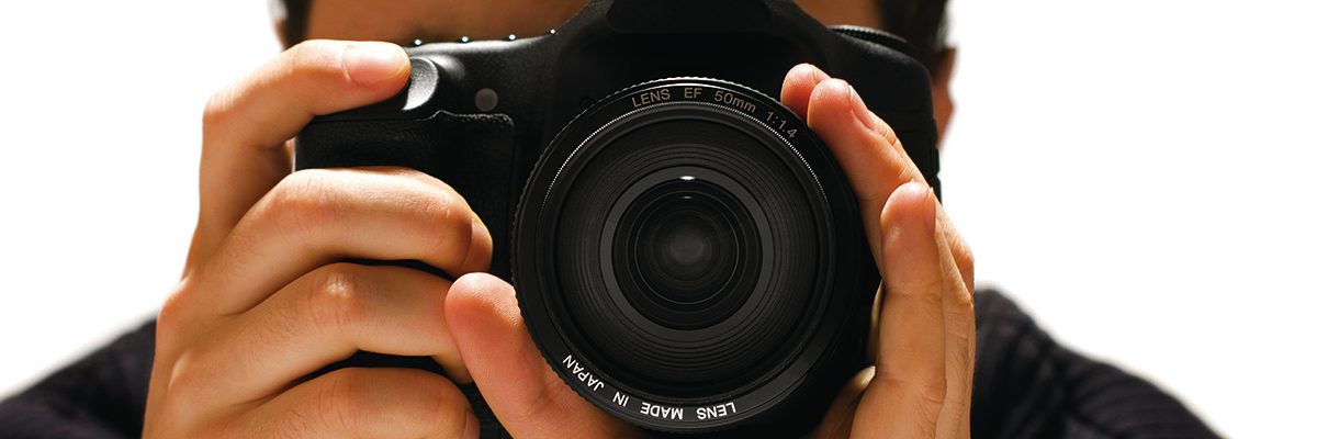 Fotograf, Kamera, Fokus, Porträt, Mann, Hände, 35mm, Bild, Foto, Pressebilder, Pressefotos, Download, Digitalkamera, Spigelreflex, Objektiv, Zoom