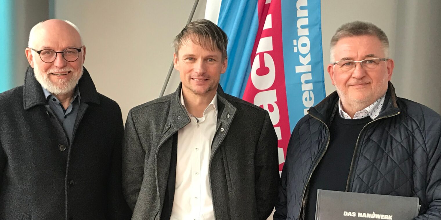 Hauptgeschäftsführer Eckhard Sudmeyer, MdL Stefan Klein und Präsident Detlef Bade (v.l.)