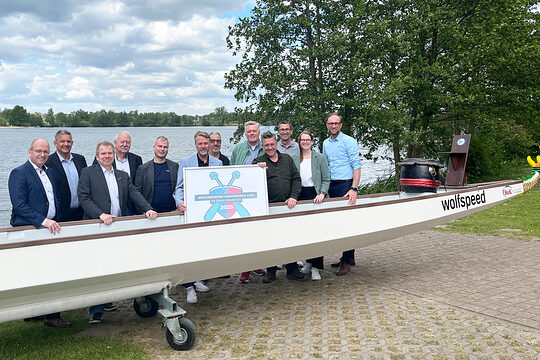 Wolfsburger Handwerks-Cup im Drachenboot