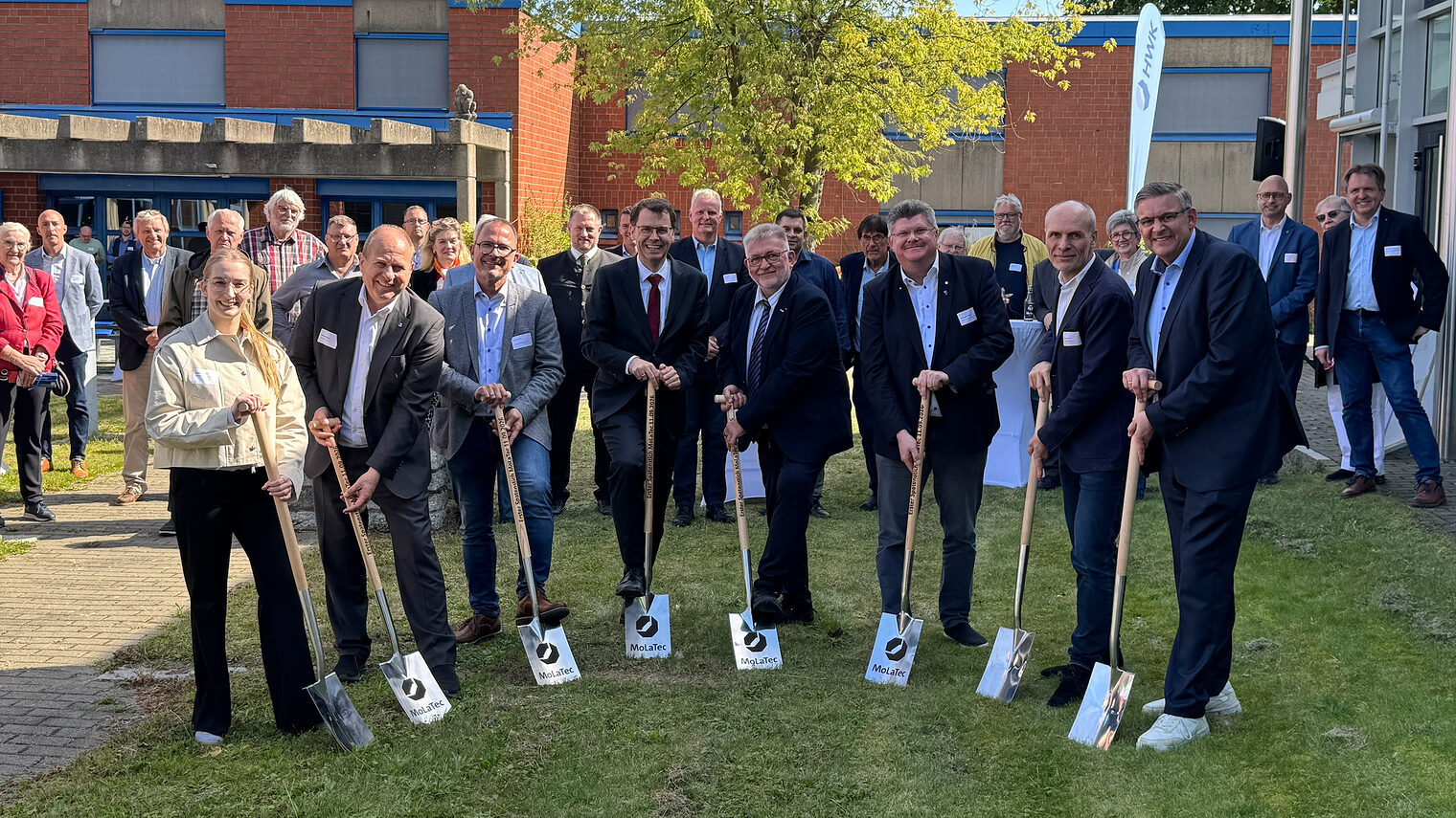 Spatenstich für das neue Bildungszentrum MoLaTec der Handwerkskammer in Königslutter
