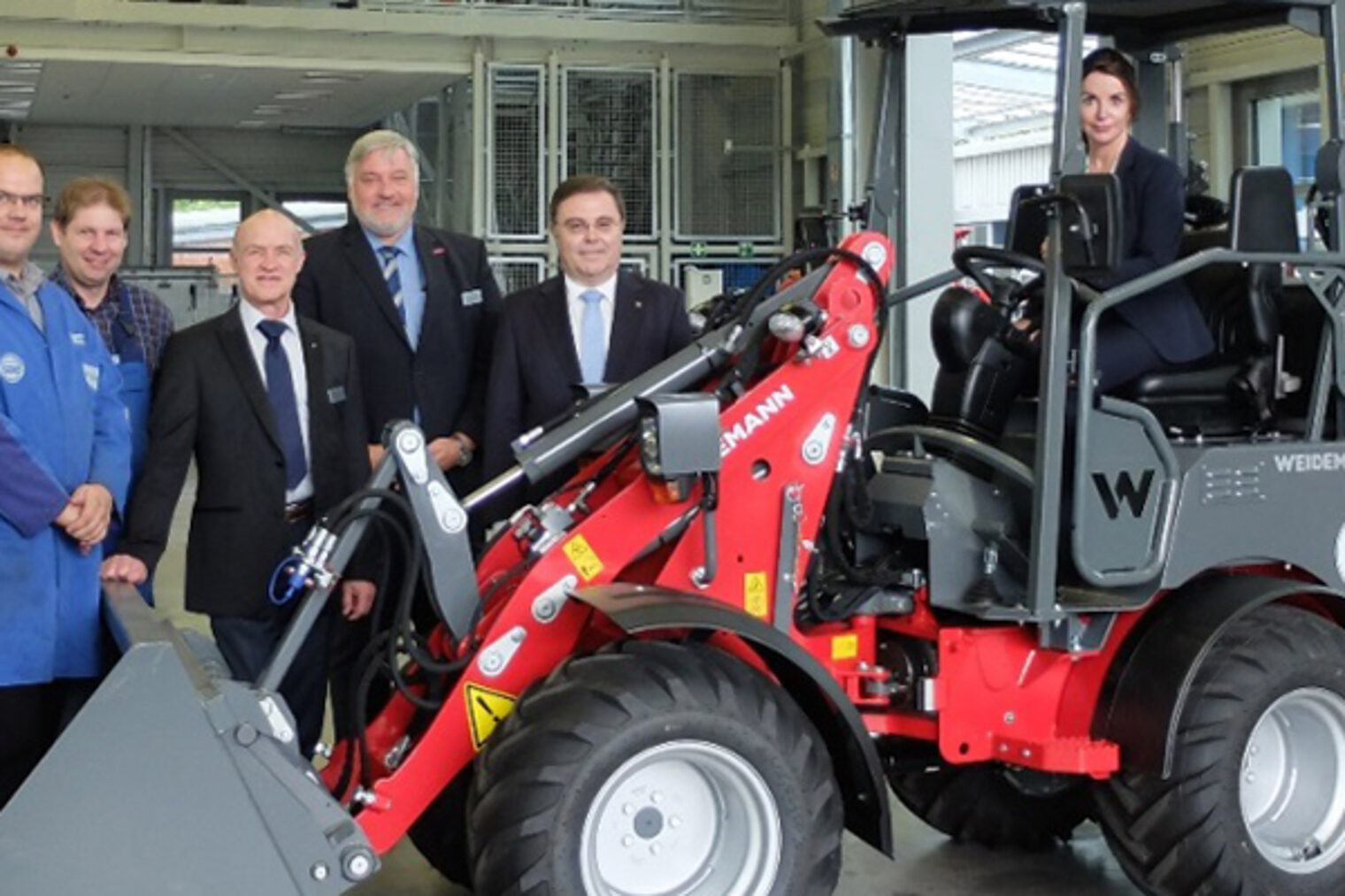 Radlader, Hoftrac, Spende, Kompetenzzentrum für Nutzfahrzeug- und Landmaschinentechnik, Komzet NLTec, Leisenz