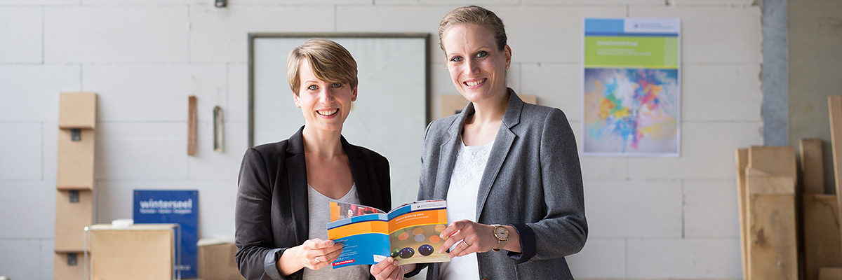 Betriebsberatung, Unternehmensförderung, Unternehmensberatung, Betriebswirtschaft, Gründung, Nachfolge, Betriebsübergabe, Werkstatt, Meister, Beratung, Gespräch, Tischler, Praxiszentrum, Sljaka, Riedel