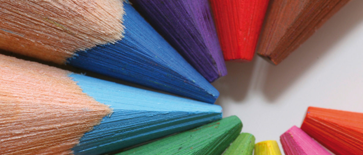 Buntstifte, bunt, stift, kreis rund regebogen, rot, blau, grün, holz, schreiben, Praxiszentrum für Gestaltung und Kreativität, Farbe