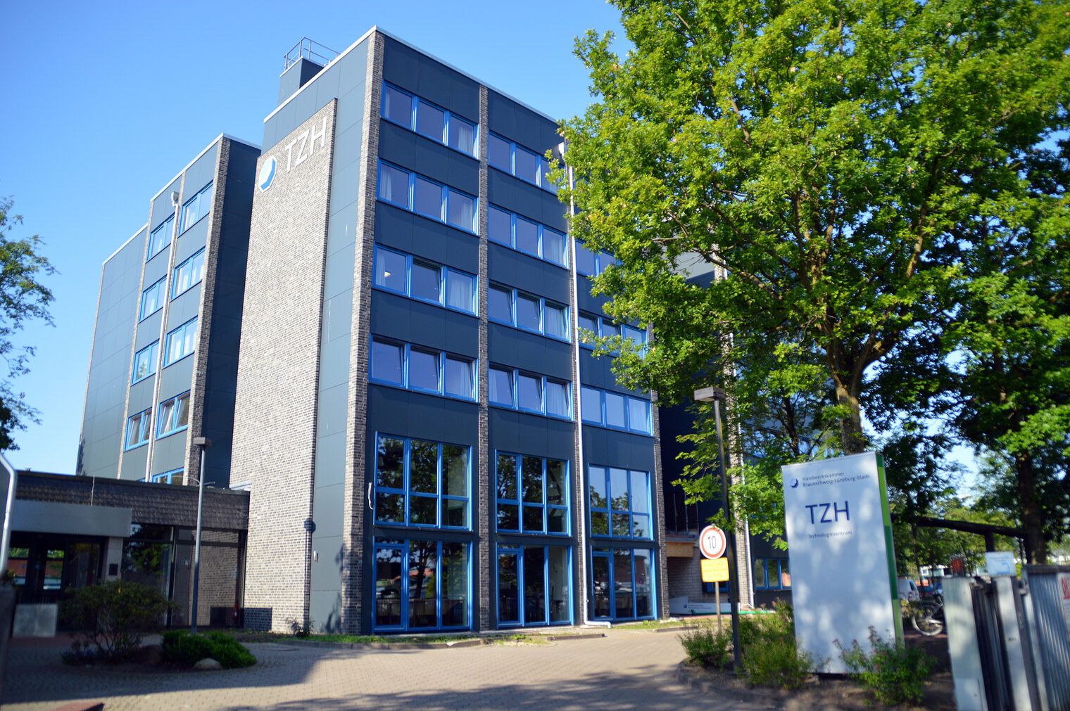 TZH, Technologiezentrum, BBZ, Bildungszentrum, Stade, Kammergebäude, STD