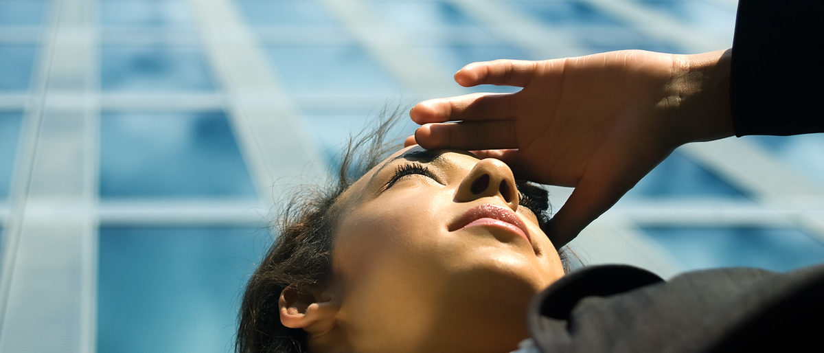 frau, ausblick, perspektive, büro, geschäftsfrau, weiterbildung, weitblick